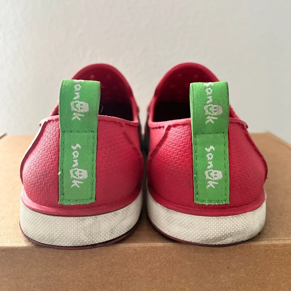Sanuk Red Slip-On Water Shoes Women’s Size 7 | Lightweight Comfort